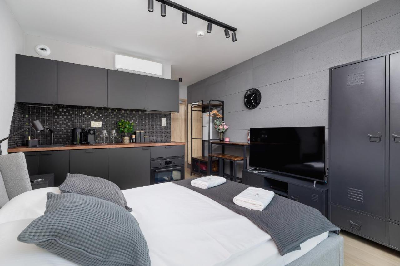 Modern Apartment Srodmiescie Krakow By Noclegi Renters Exterior photo