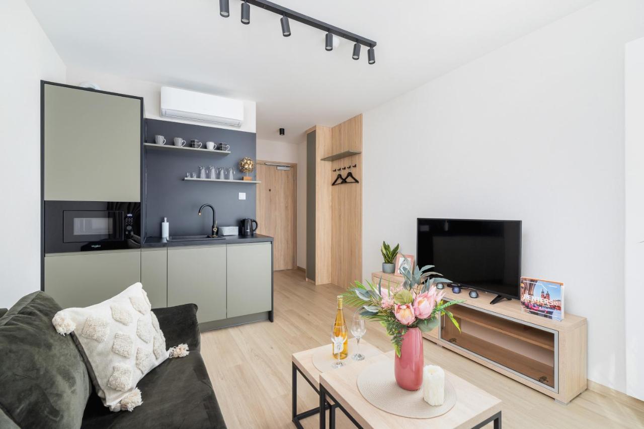 Modern Apartment Srodmiescie Krakow By Noclegi Renters Exterior photo